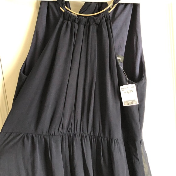 NWT Le Chateau Navy Blue Floor Length/Maxi Dress - Picture 4 of 5